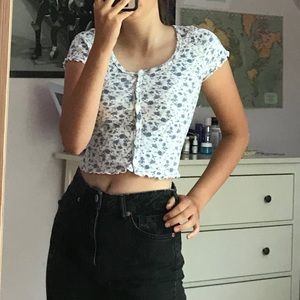 Brandy Melville floral crop top